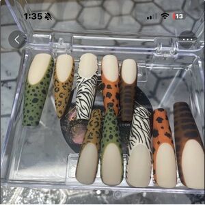 Animal Print Press-On Nails Set